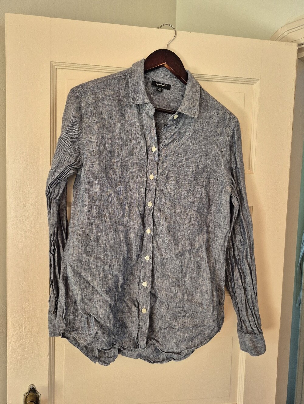 100% Linen Chambray Style Long Sleeve Button Down Shirt By Lord & Taylor Medium
